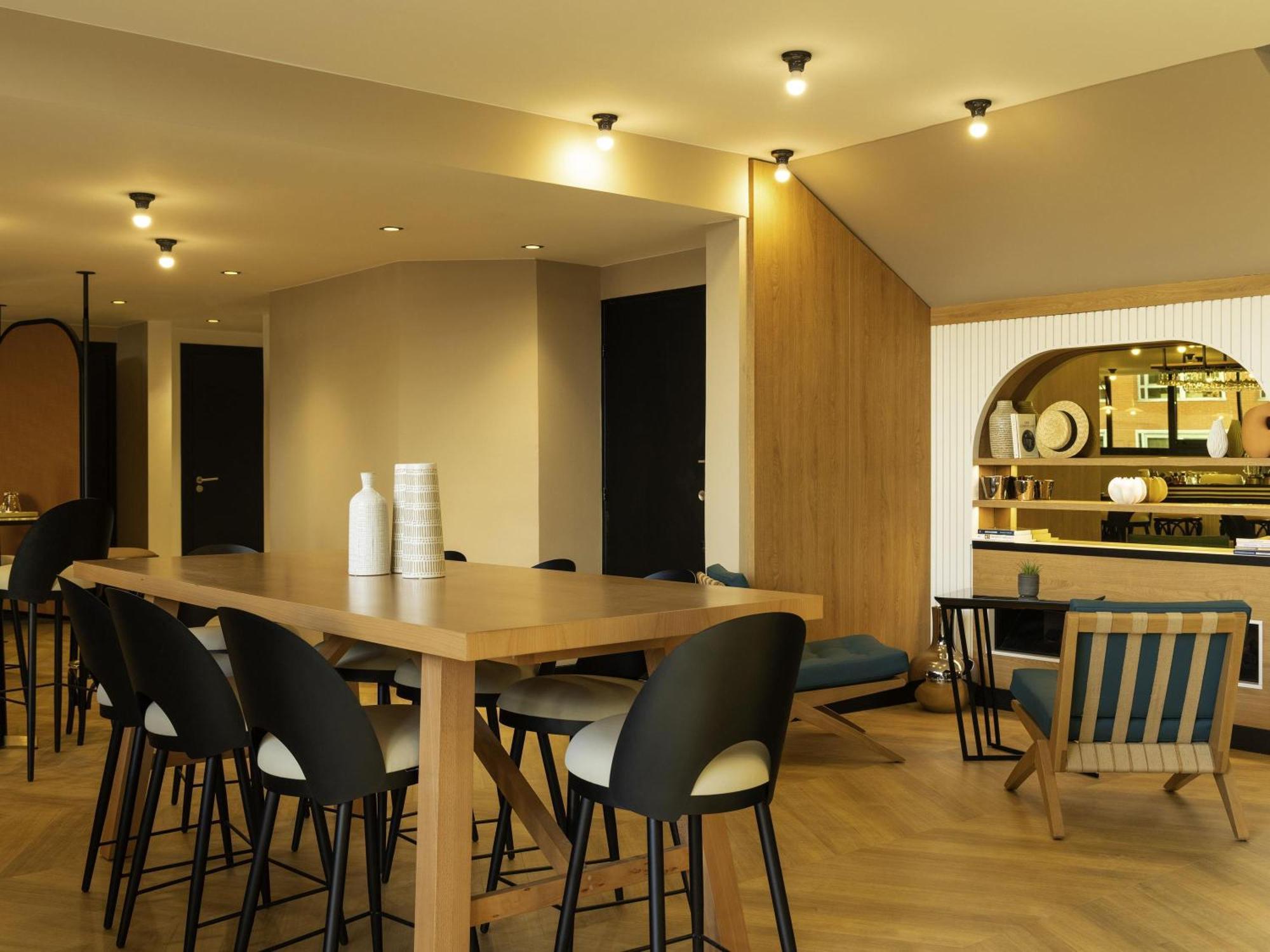 Novotel Paris Suresnes Longchamp Экстерьер фото