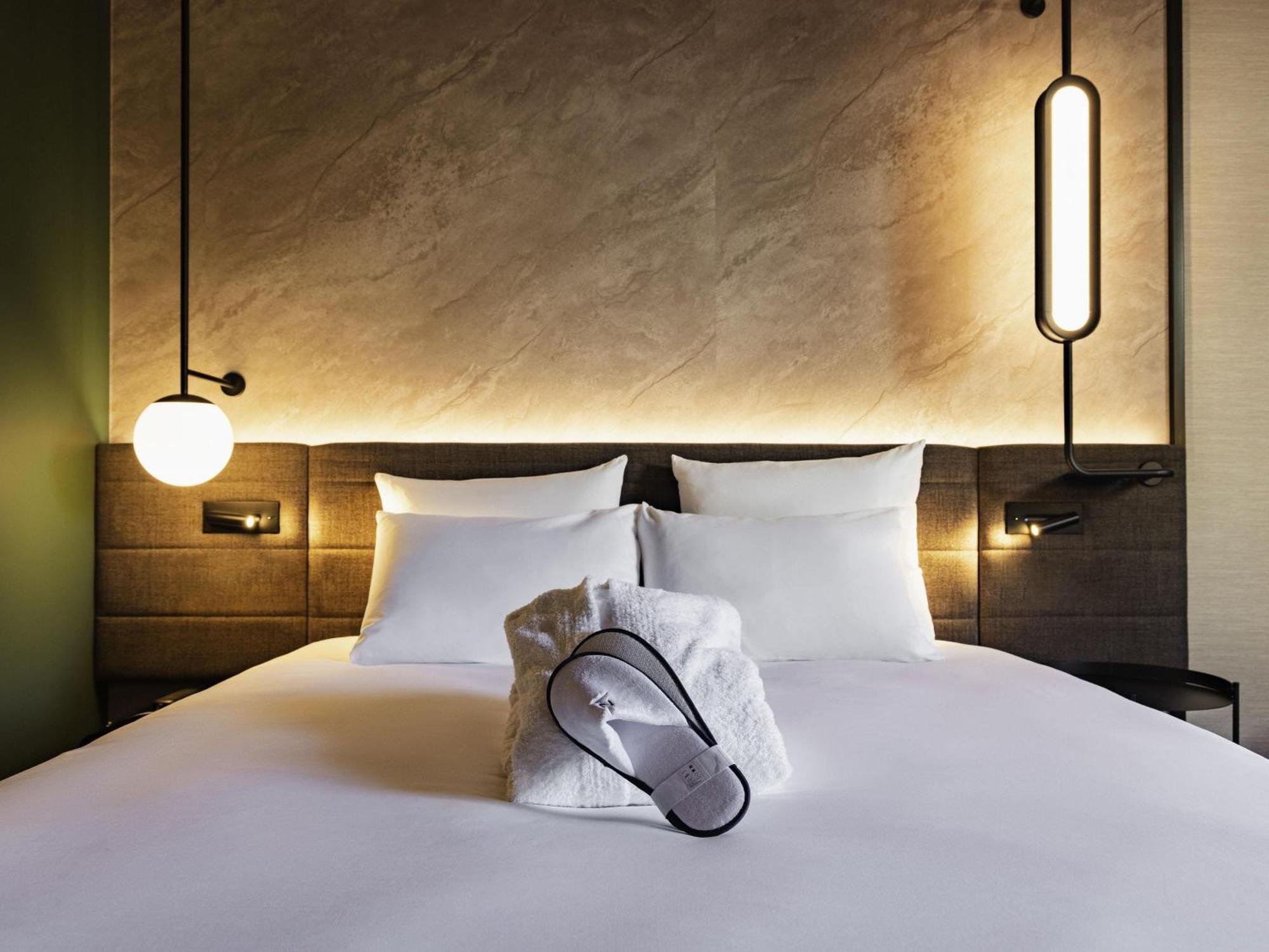 Novotel Paris Suresnes Longchamp Экстерьер фото