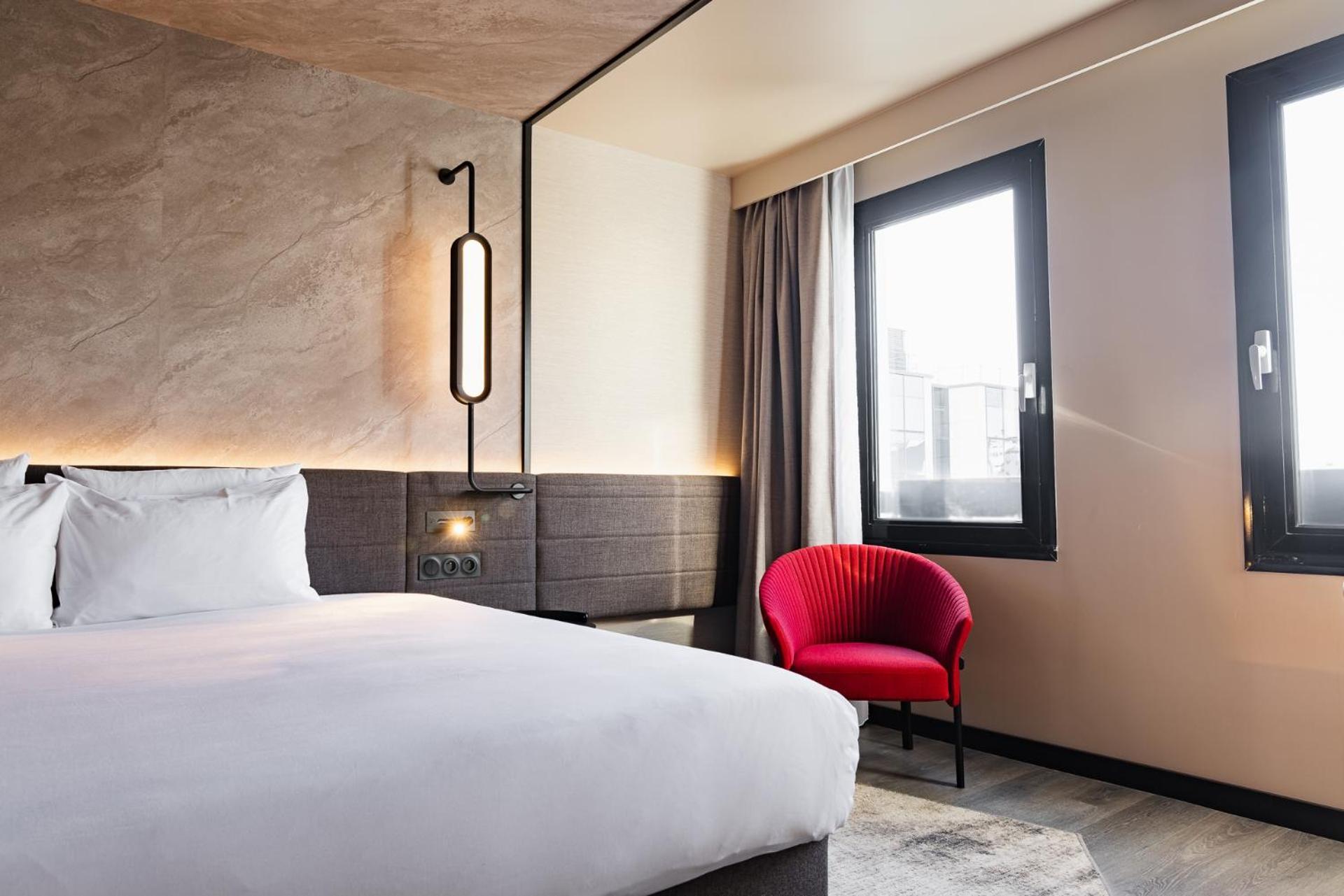 Novotel Paris Suresnes Longchamp Экстерьер фото